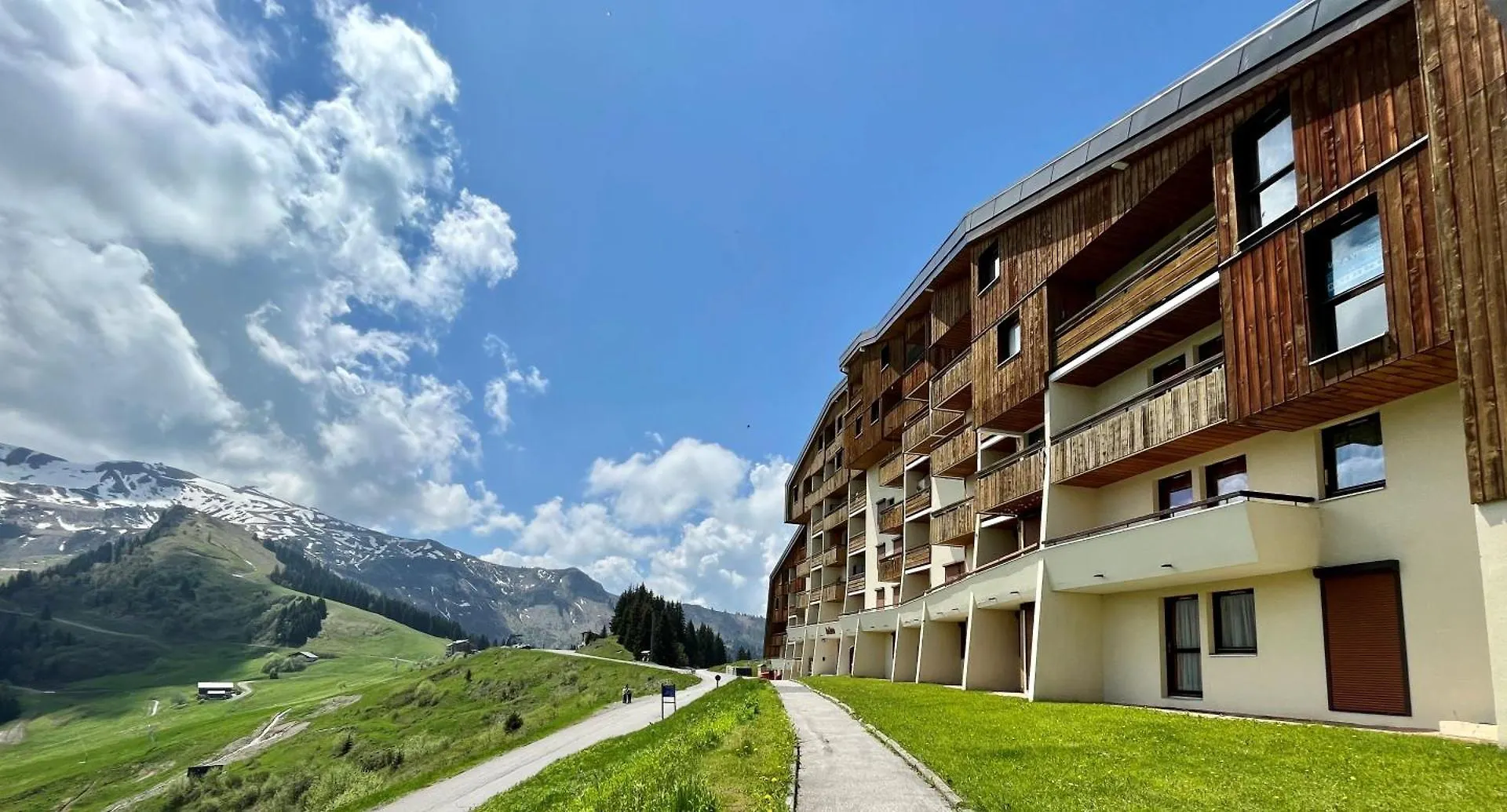Samoens 1600, Ski Au Pied